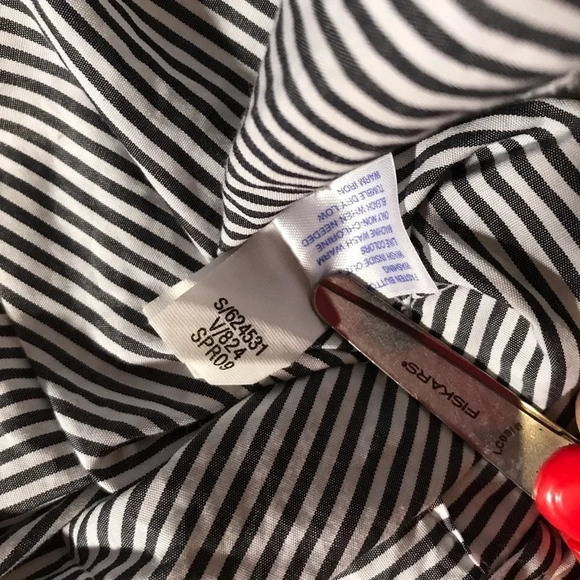 Gap Maternity Striped Ruffle Button Down Shirt - Picture 5 of 6